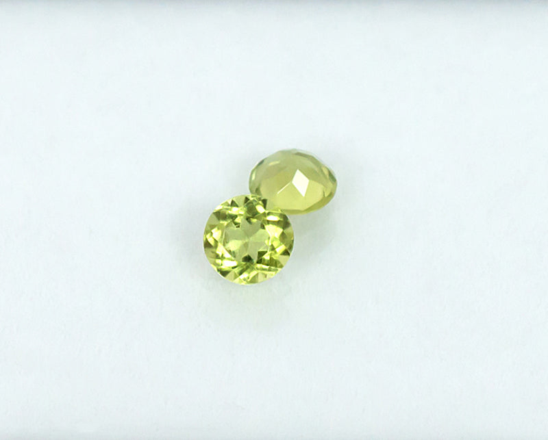 0.93twt Peridot Pair