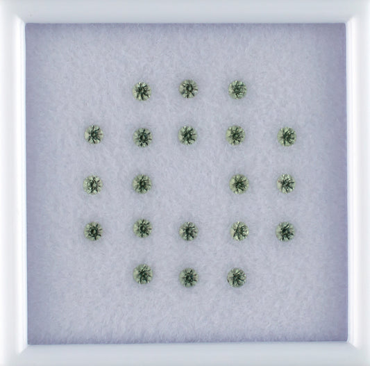 0.81ct Green Sapphire Colored Gemstone Melee Parcel 
