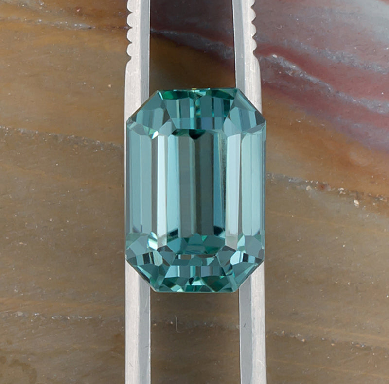 10.80ct Hiddenite Spodumene Top View Natural Background 

