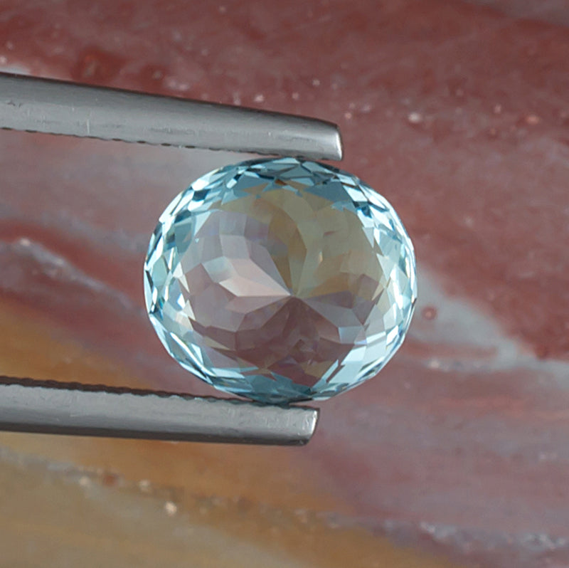 2.93ct Aquamarine Natural Gemstone Bottom View Natural Background 
