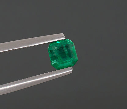 0.86ct Emerald
