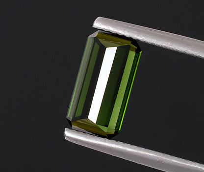 Tourmaline verte de 2,62 ct