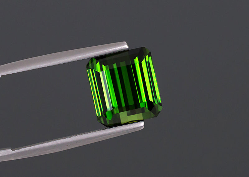 8,93 ct grüner Turmalin