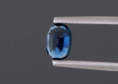 1,61 ct blauer Saphir