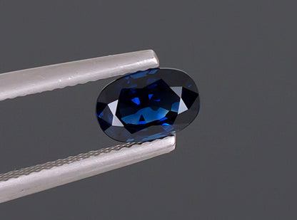 Saphir bleu 1,37 ct