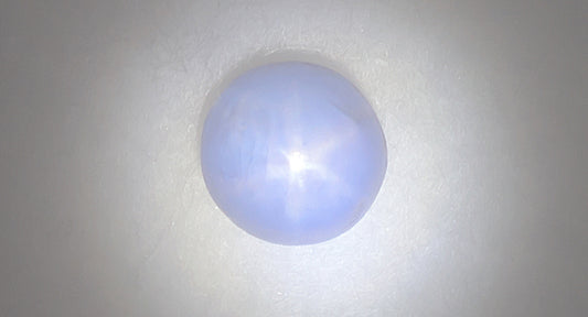Saphir étoilé bleu 1,50 ct