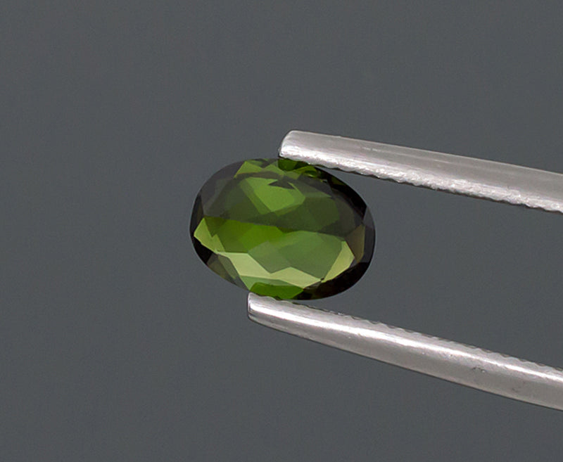 Tourmaline verte de 1,49 ct