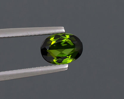 Tourmaline verte de 1,49 ct