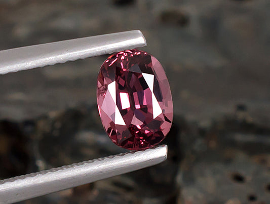 1,64 ct rosa Spinell
