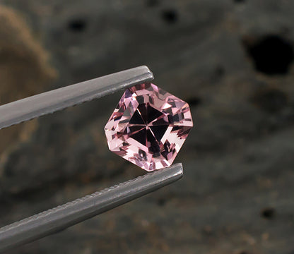 Tourmaline rose 1,80 ct