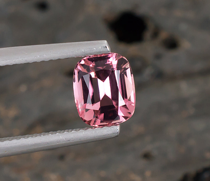 Tourmaline rose 1,68 ct