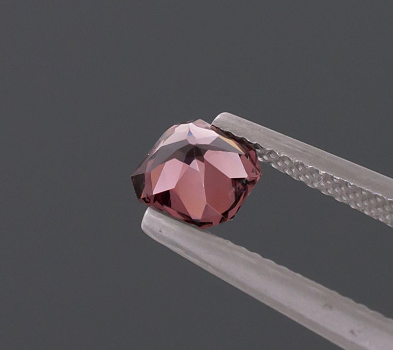 Spinelle rose 1,04 ct