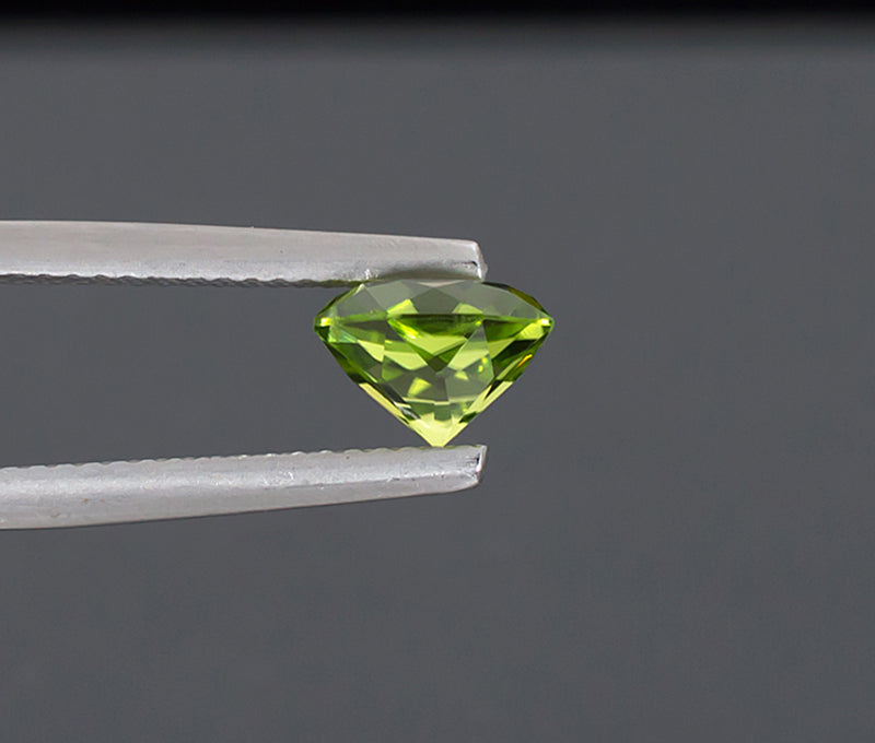 1.81ct Peridot