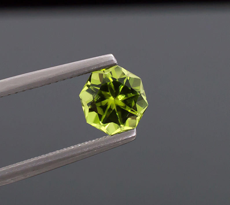 1.81ct Peridot