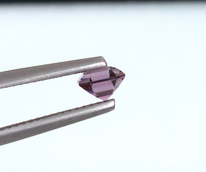 Spinelle de lavande 0,93 ct