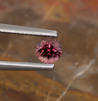 1,21 ct rosa Zirkon