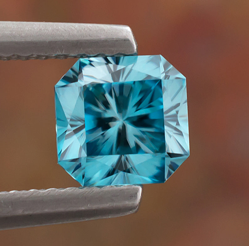 1,54 ct blauer Zirkon