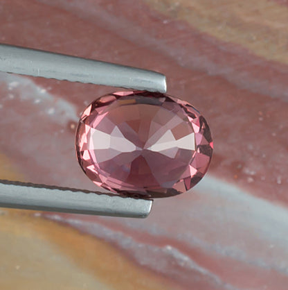 3.25ct Pink Sapphire Colored Gemstone Bottom View Natural Background F 21063
