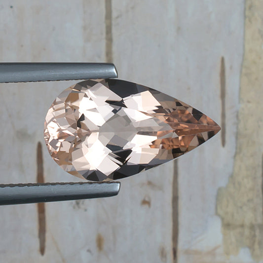 5.00ct Morganite Colored Gemstone Top View Natural Background 

