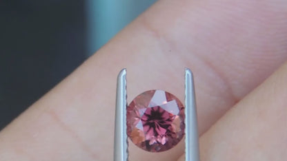 1,21 ct rosa Zirkon