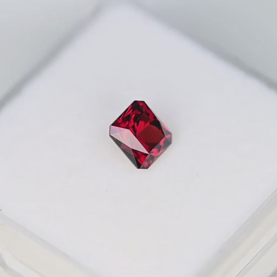 1.92ct Malaya Garnet Colored Gemstone Movie White Background 
